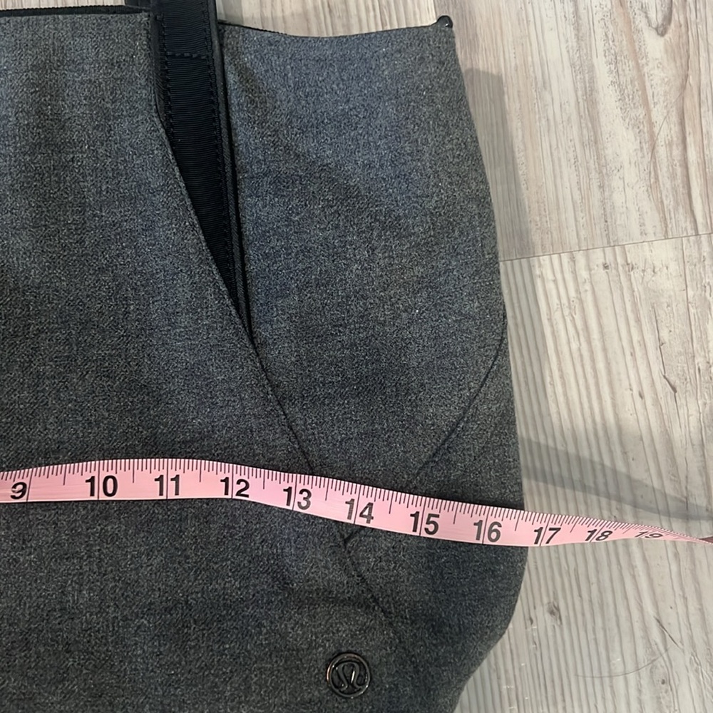 Lululemon Athletica Gray and Black Tote with matching small clutch - Picture 7 of 11